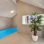 Nyaraló In With Sauna *